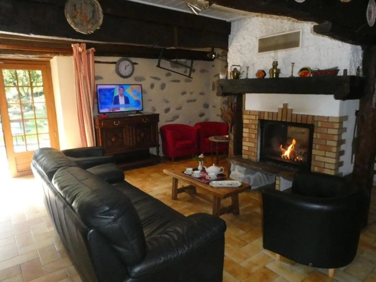 Le Gite D'En Haut Jarret Francia